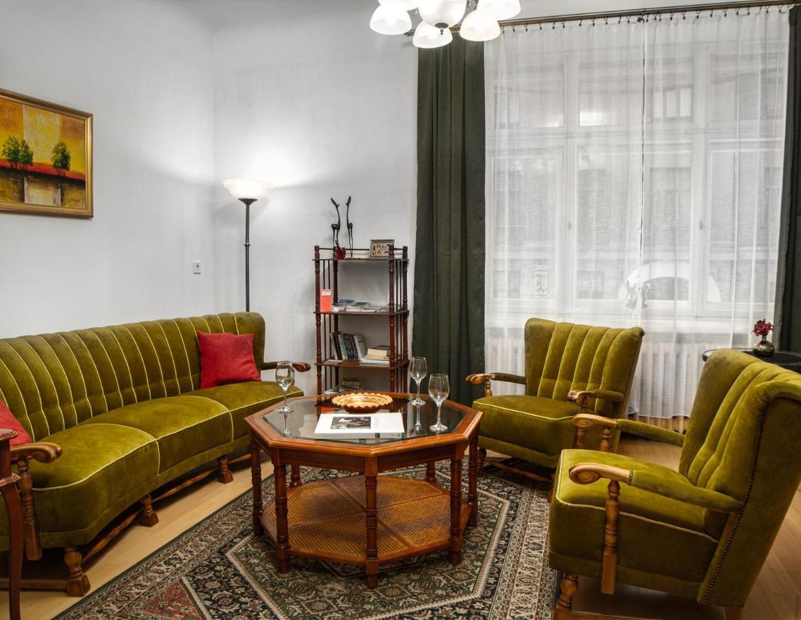 Central Perk Apartments Riga Ngoại thất bức ảnh